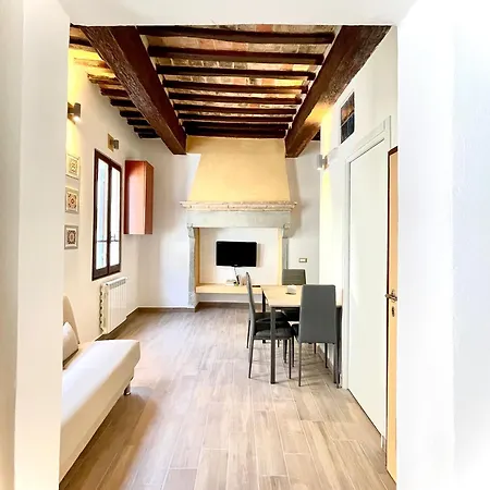 L'angoletto To Apartment *